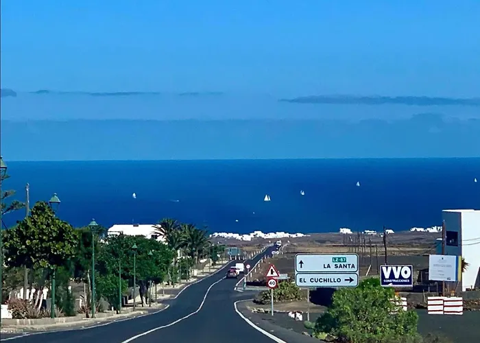 Volcan Del Mar * La Santa